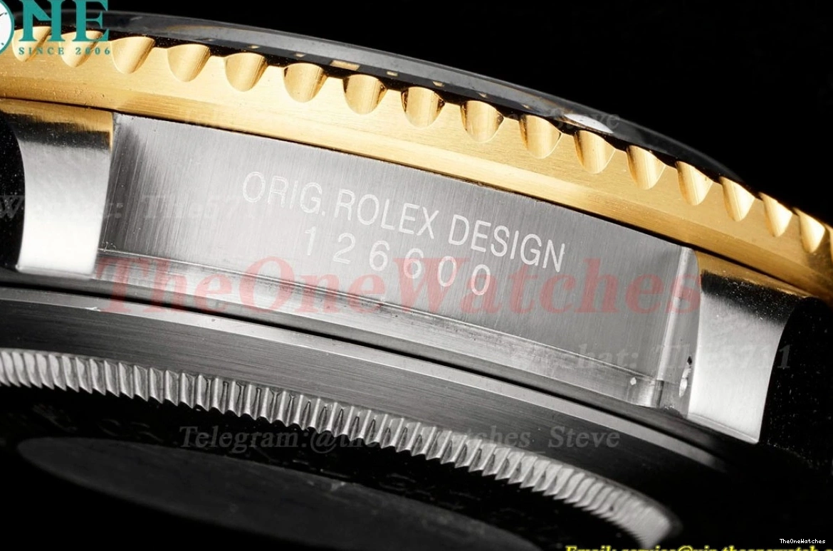 KF 126603LN 43mm Black SeaDweller YG Wrapped SS VR3235 Dot 0201